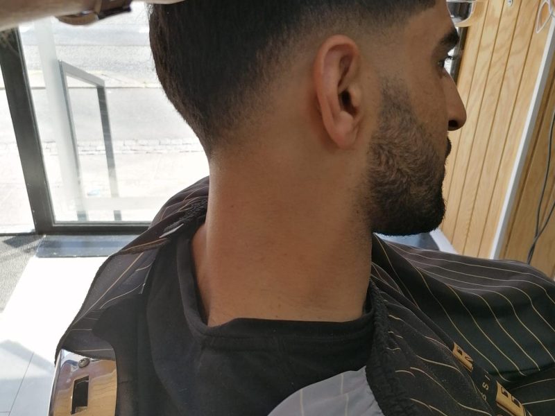 Model-Milanbarber-6